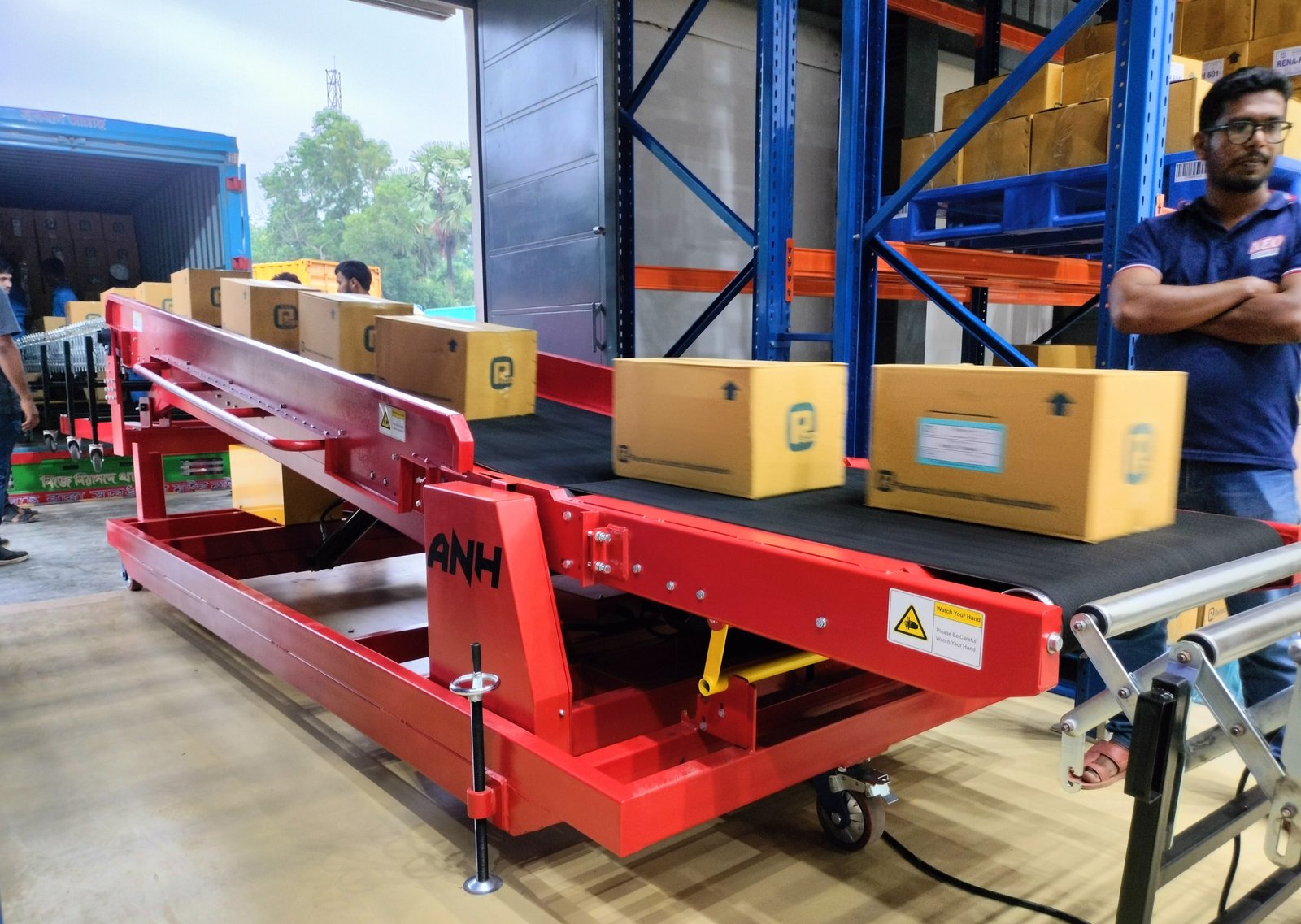 Truck Loading Conveyor & Flexible Roller Conveyor — photo 4