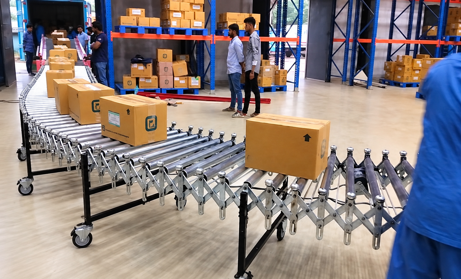 Truck Loading Conveyor & Flexible Roller Conveyor — photo 6